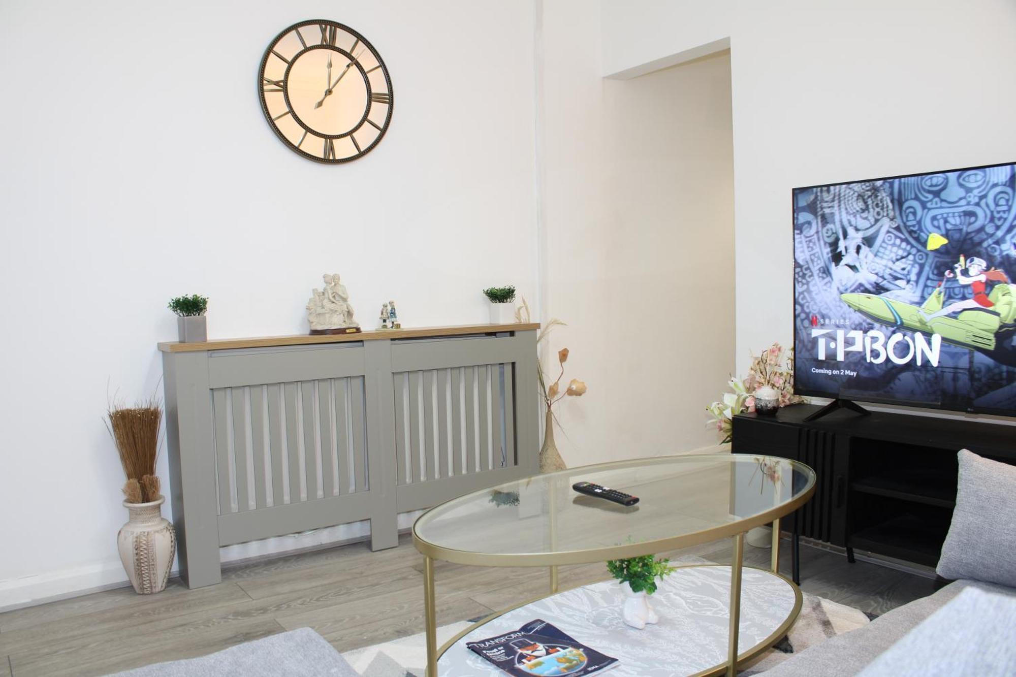 F2S Serviced Apartments 2Bedroom Terrace House With Free Wifi Netflix Suitable For Contractors Walking Distance To Train Station Derby Eksteriør billede